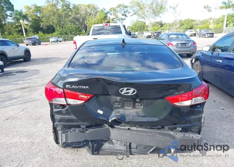 2011 Hyundai Elantra Gls (Ulsan Plant) z USA, uszkodzony, nr VIN KMHDH4AE4BU143858